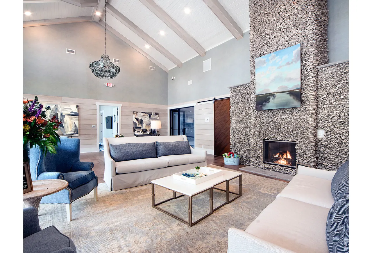 WaterWalk at Shelter Cove Towne Centre Apartments