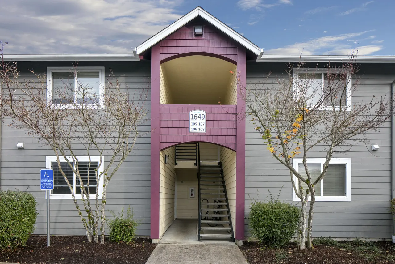 Creekside and Spring Creek Apartments