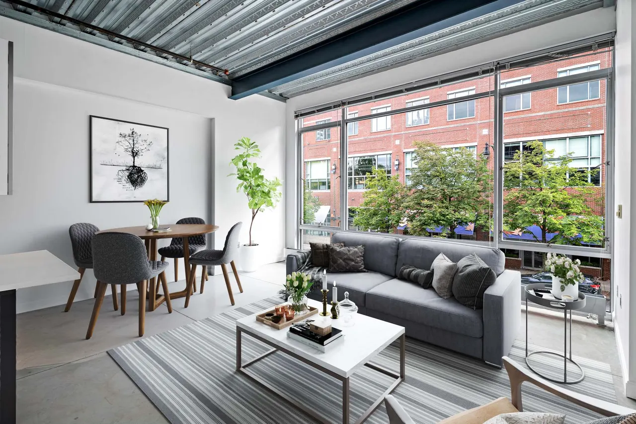 Loft 23 - Residences at University Park