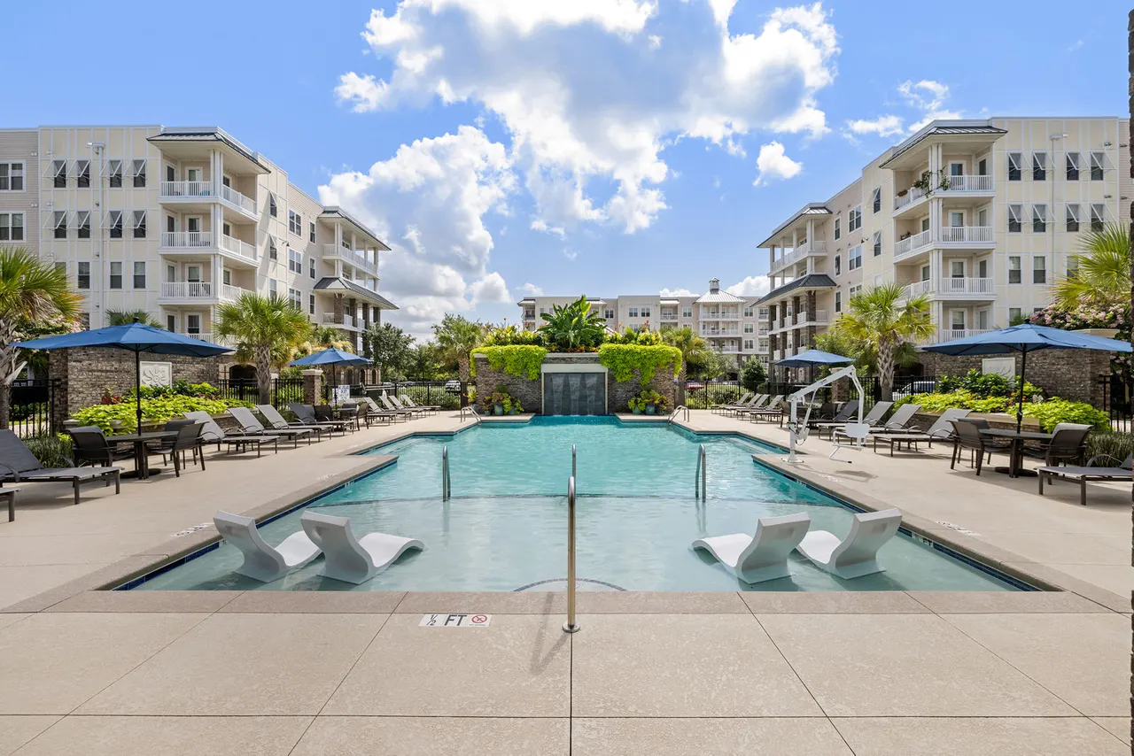 Bridgeside at Patriots Point Apartments