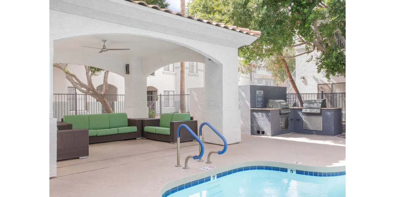 Solis at Towne Center Apartments