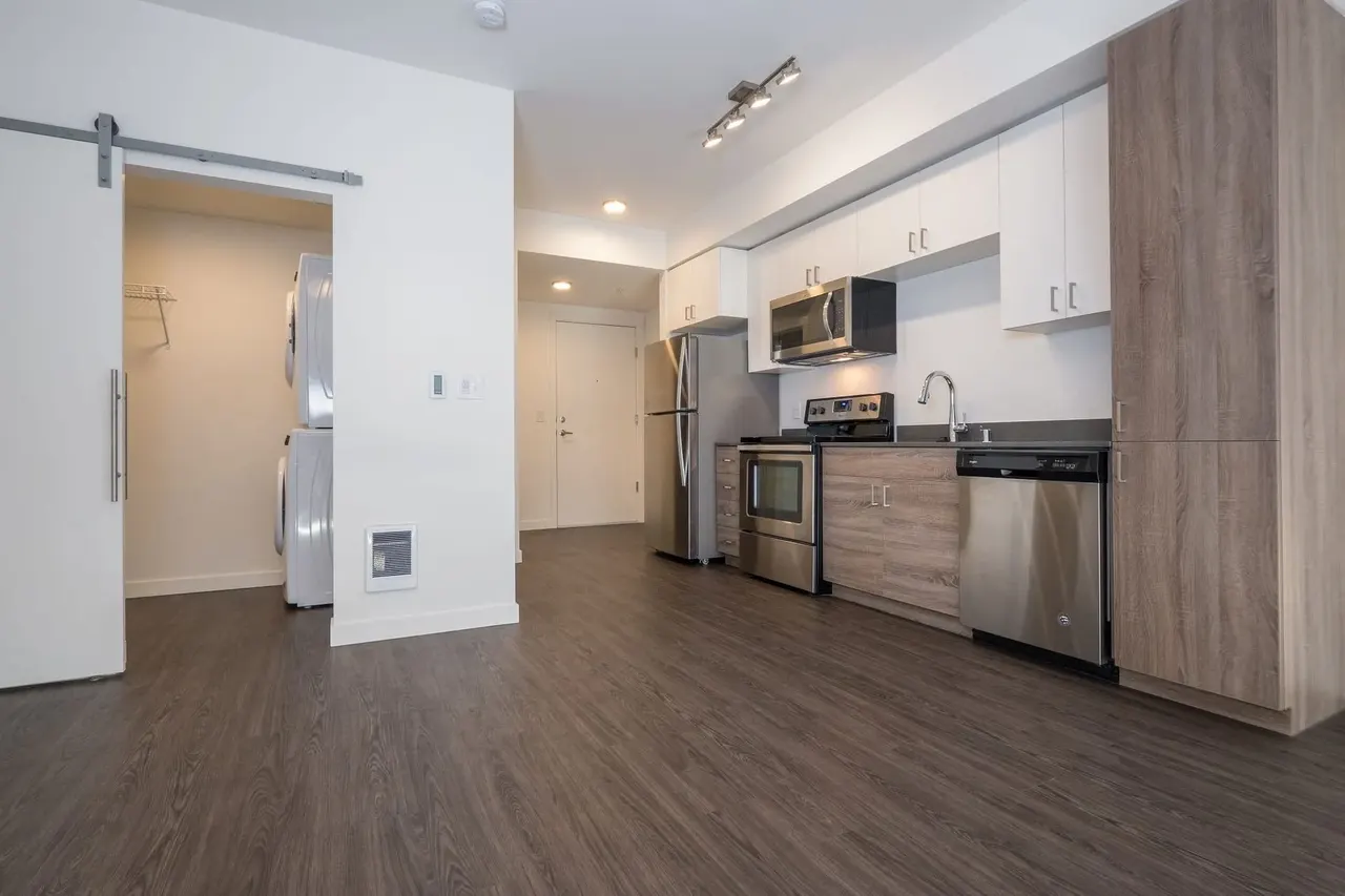 CREW Apartments