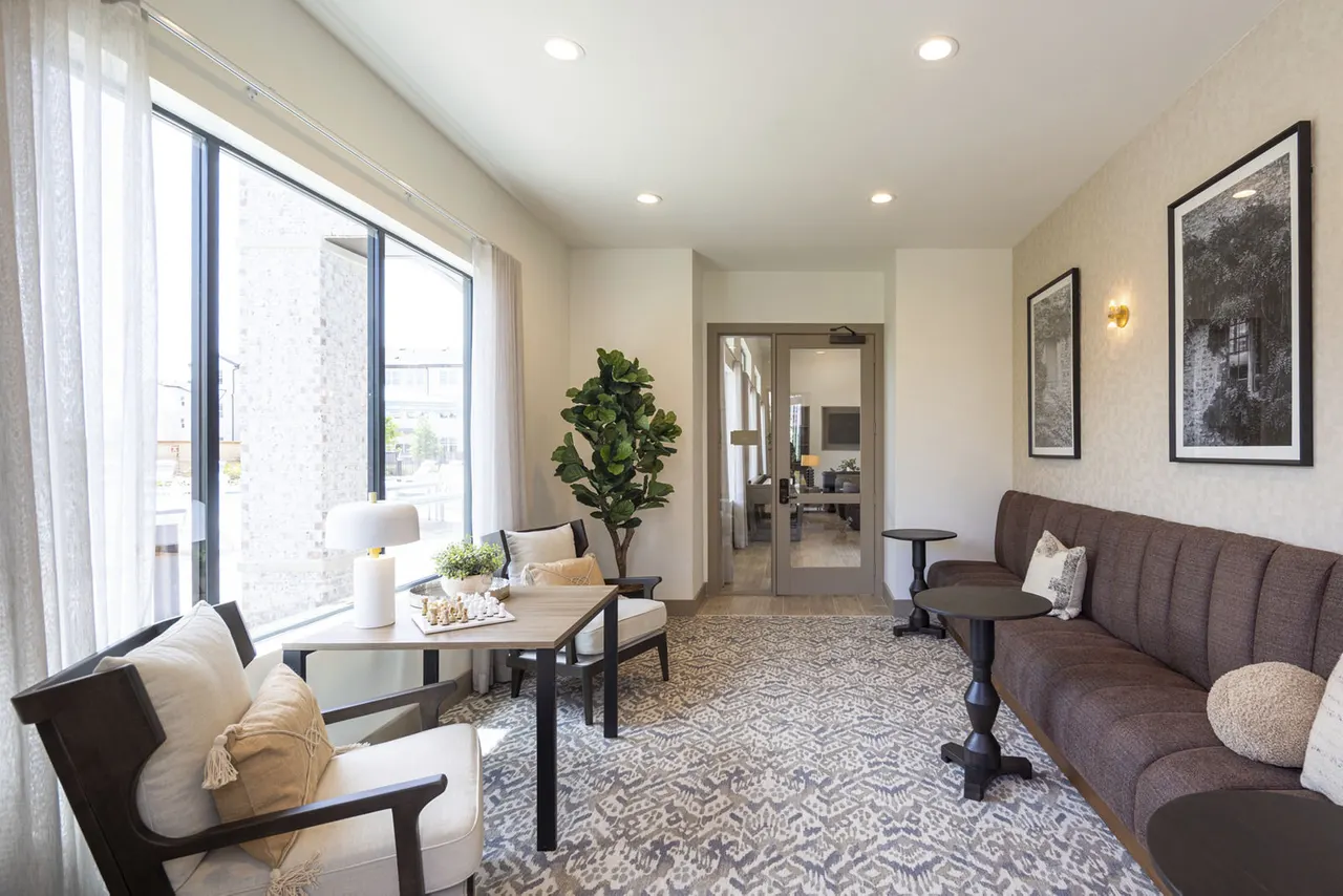 Residences at Silver Ridge