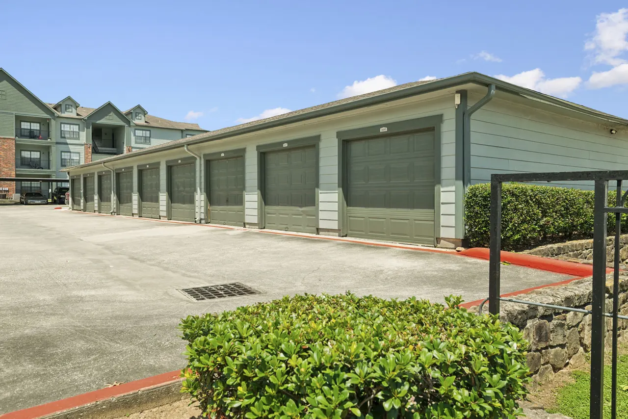 Lakeshore Villas