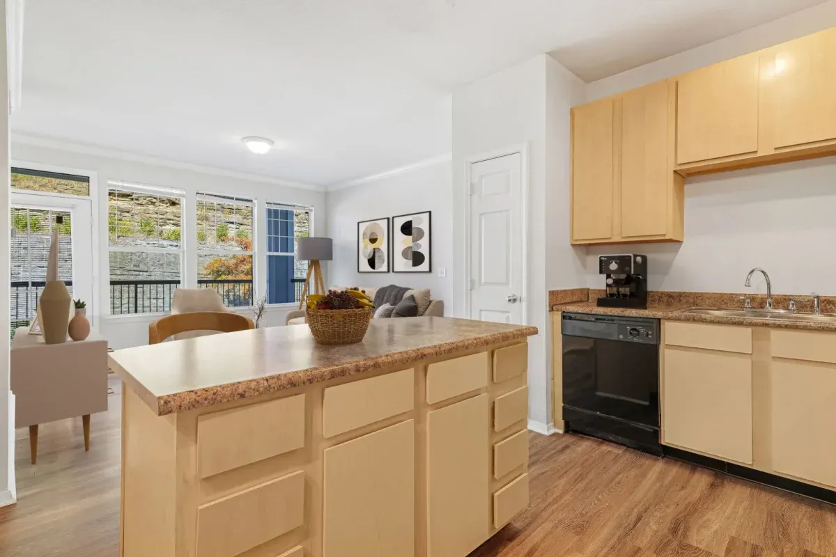 Hickory Point Apartments