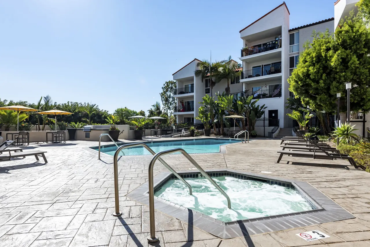 Avana Rancho Palos Verdes Apartments