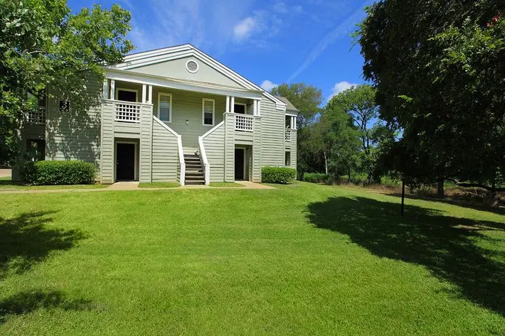 Crystal Creek Apartments
