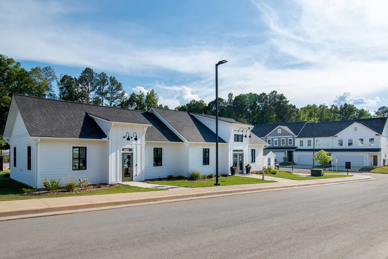 Summerwell Parkway Village
