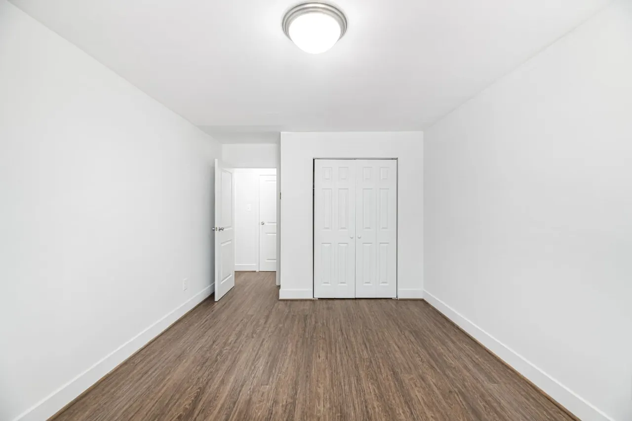 2620 16th Street Apartments