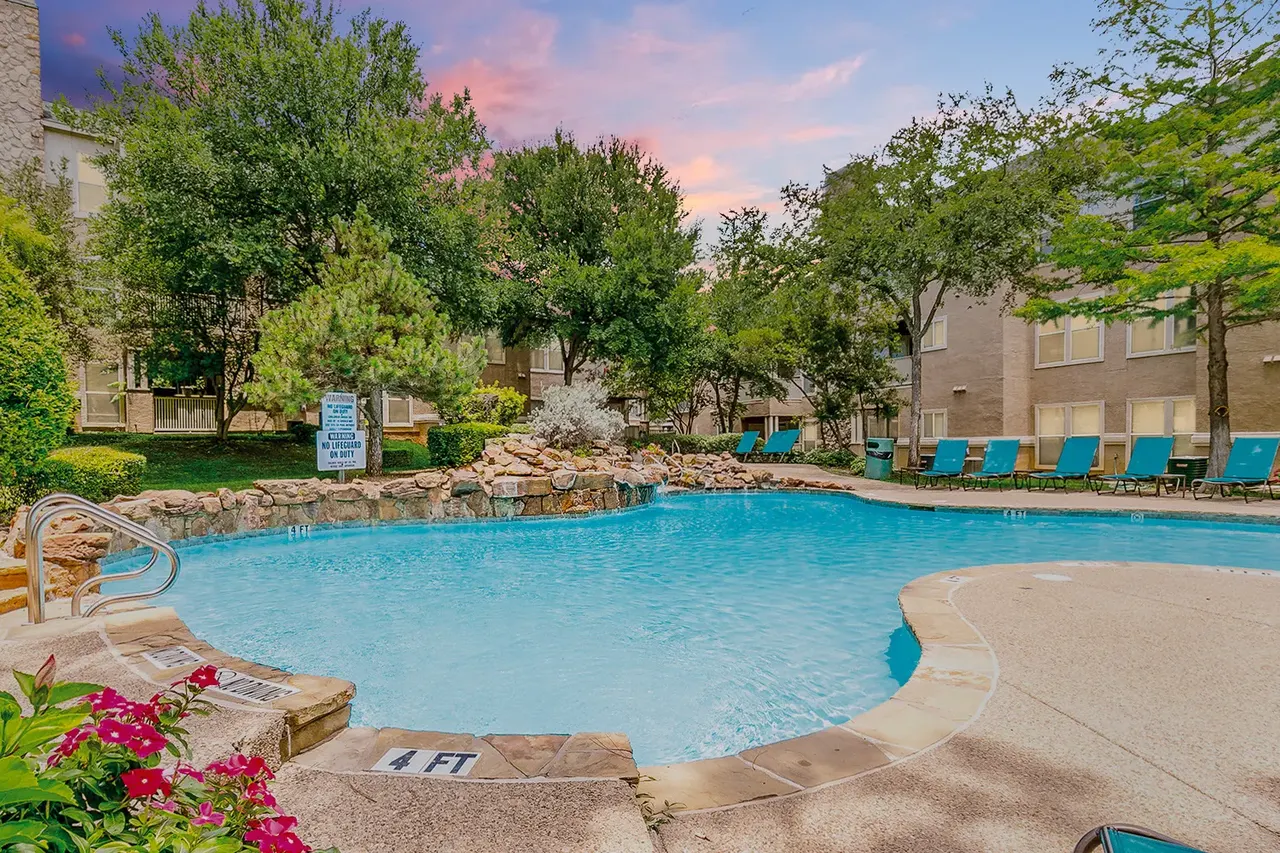 Oakmont of Bear Creek Apartments