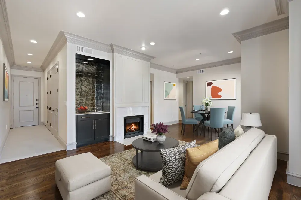 Rienzi at Turtle Creek Apartments