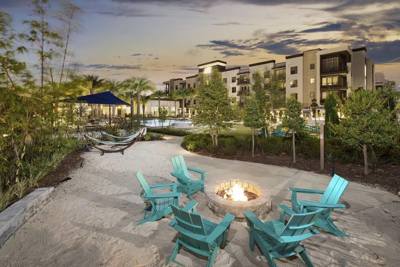 SUR Southside Quarter Apartments