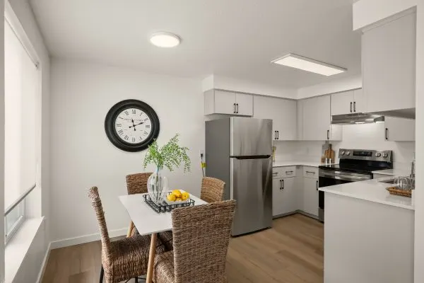 Lark Apartments
