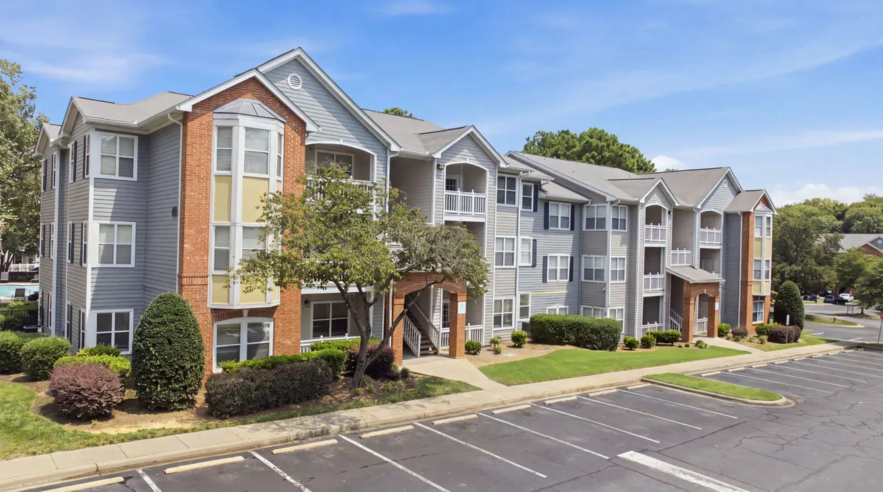 Avana Creekside