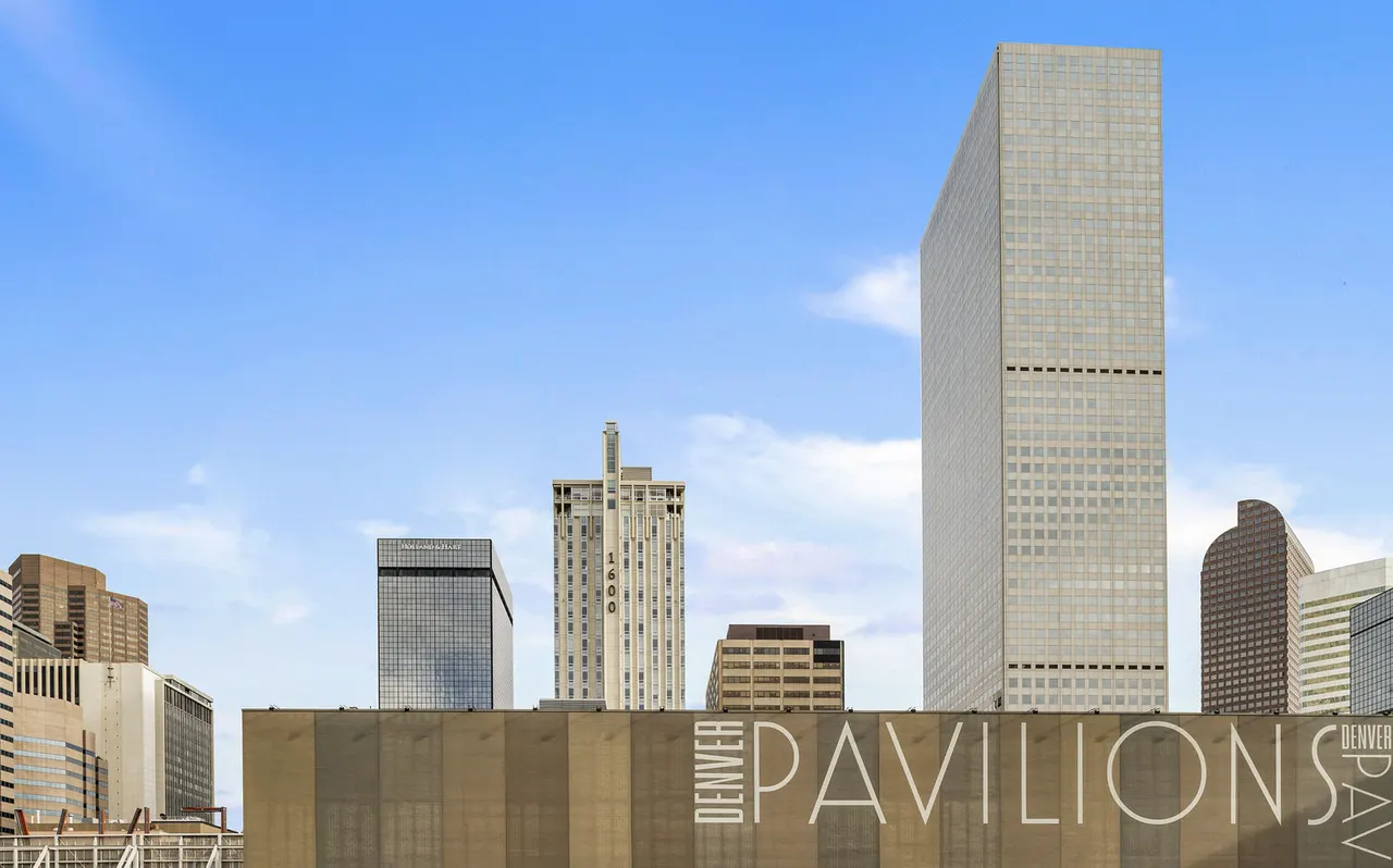 1600 Glenarm Place