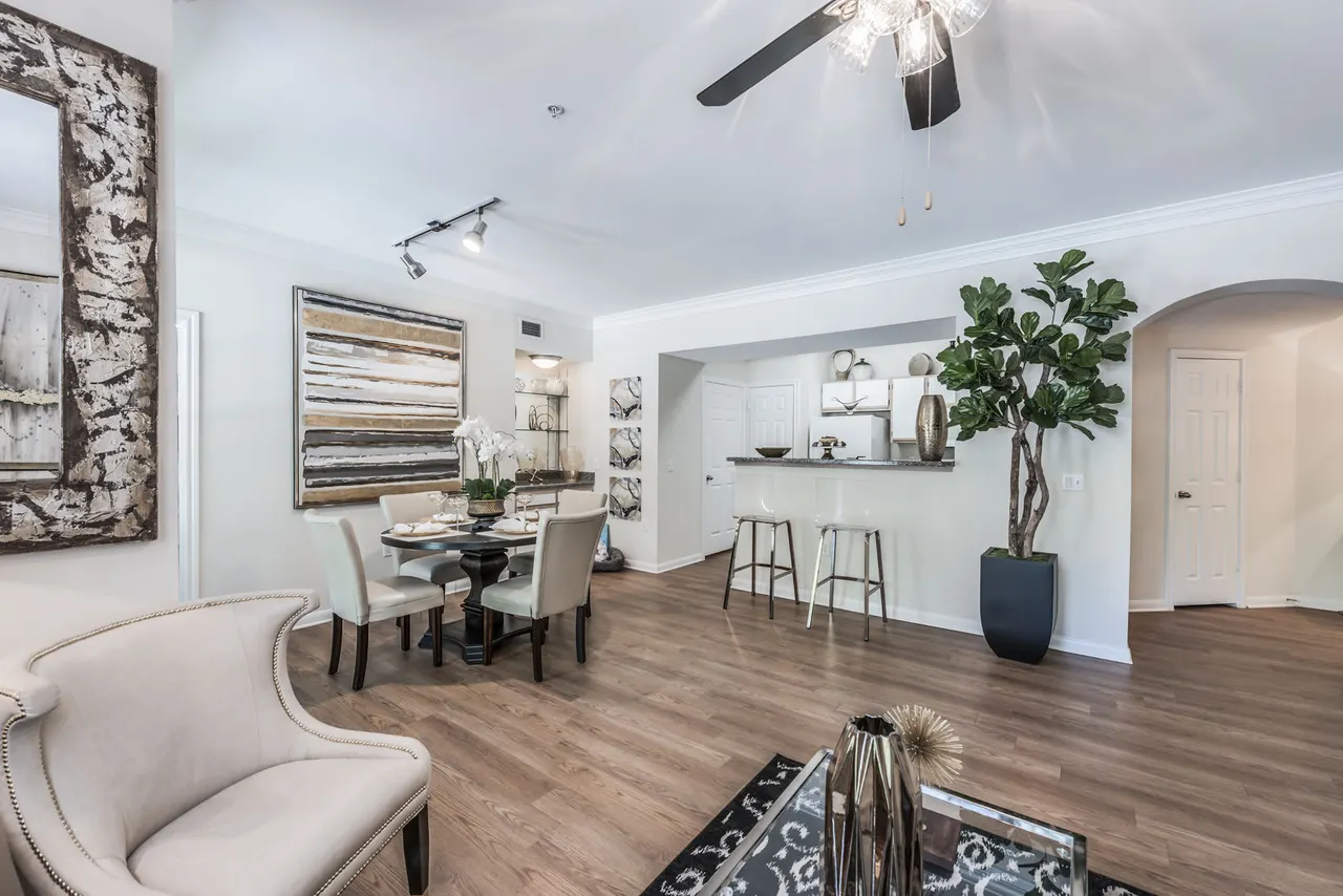 Reserve at Fountain Lake Apartments