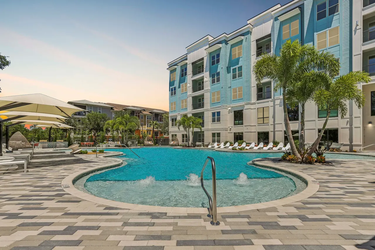 Brea Lakewood Ranch Apartments