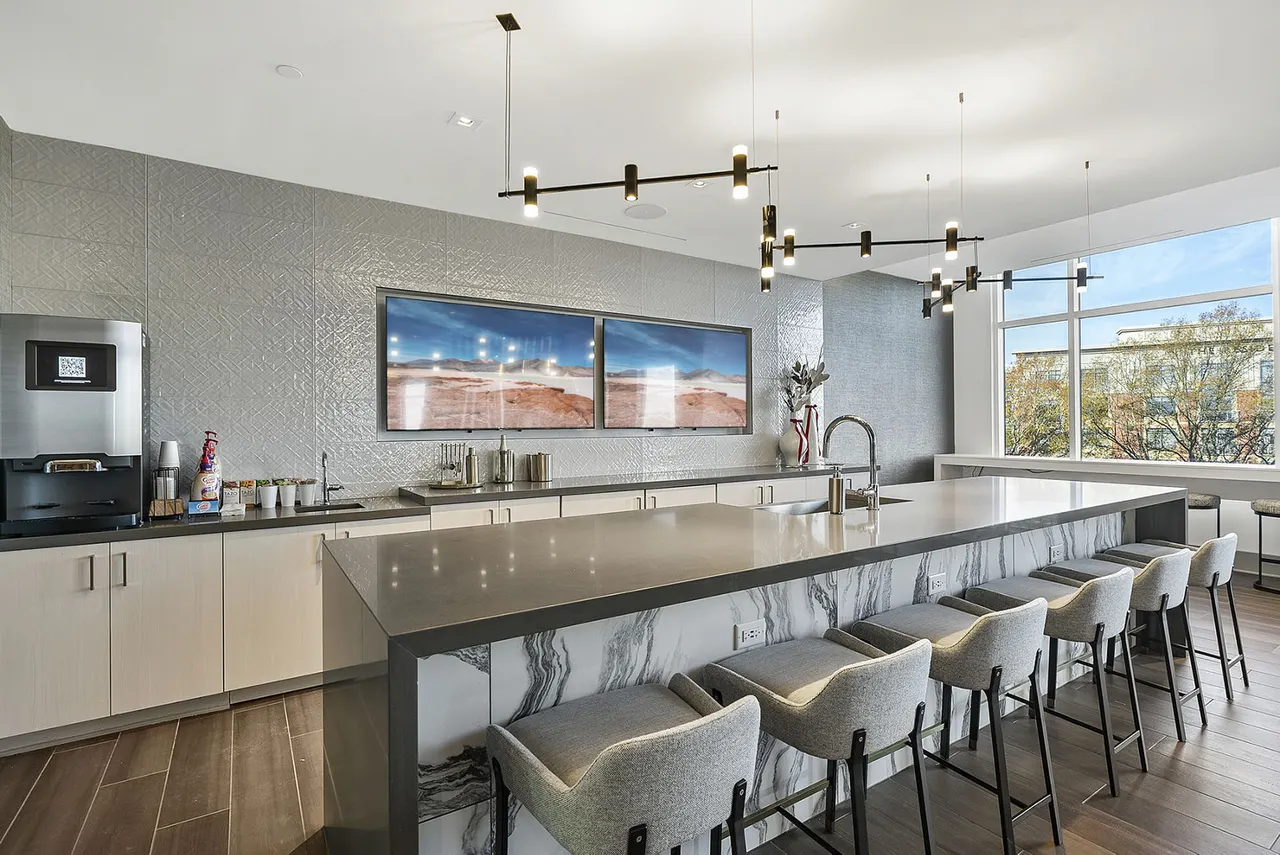 Element SouthPark Apartments