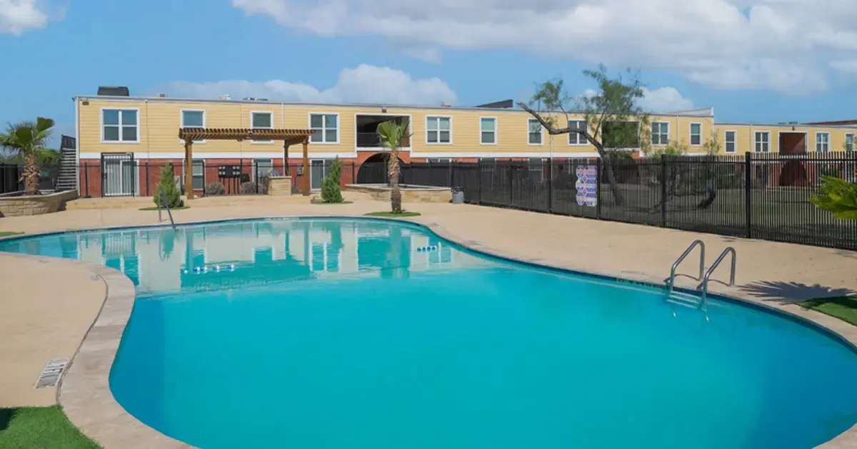 Summer Glen Apartments
