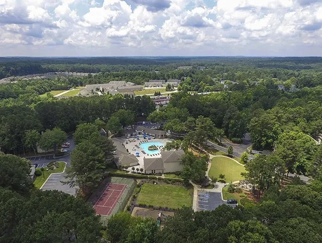 East Perimeter Pointe