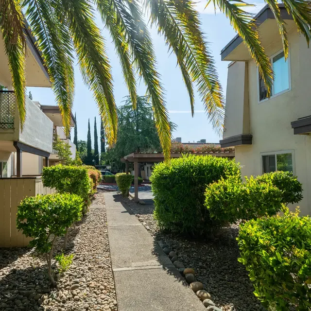 Marconi Gardens East