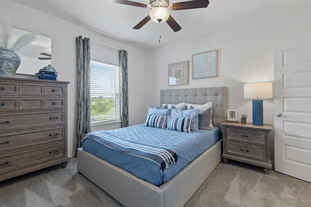 97@ North Oak Apartments