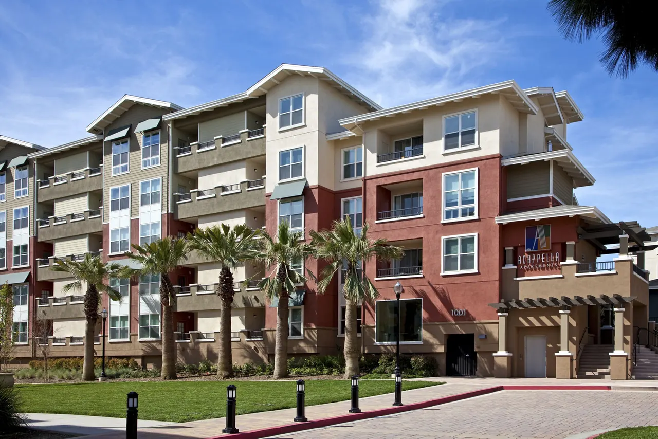 Acappella Apartments