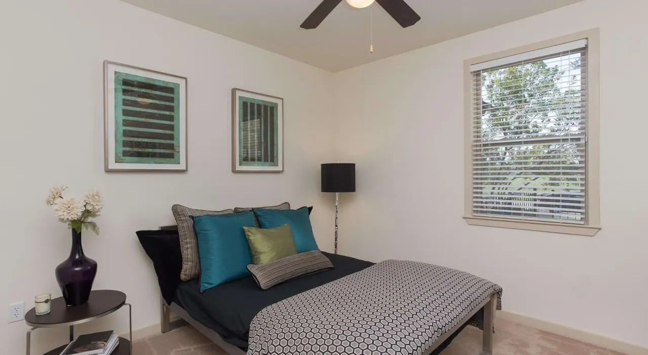 The Pradera Apartments