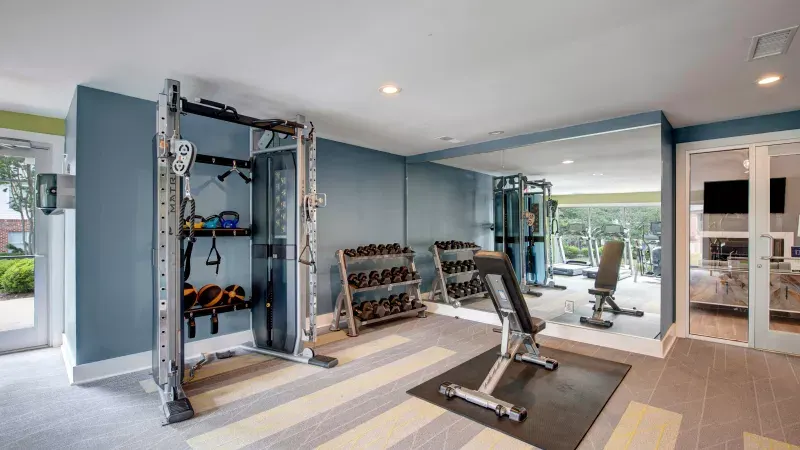 Woodlake Reserve Apartments
