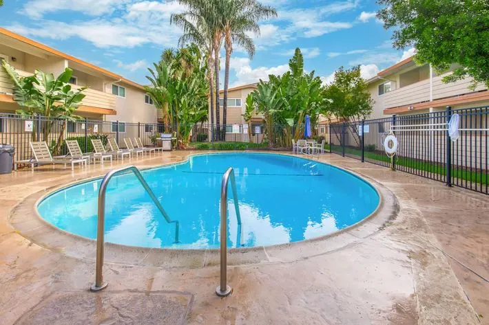 Ladera Woods Apartment Homes