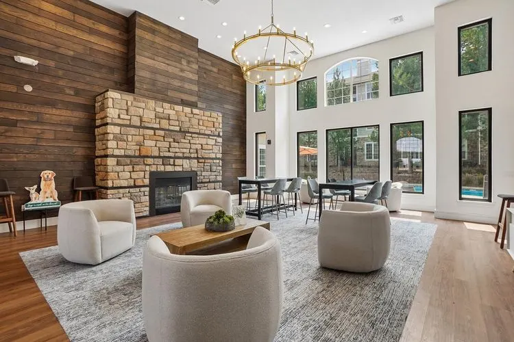 The Ridge at Lowry Apartments