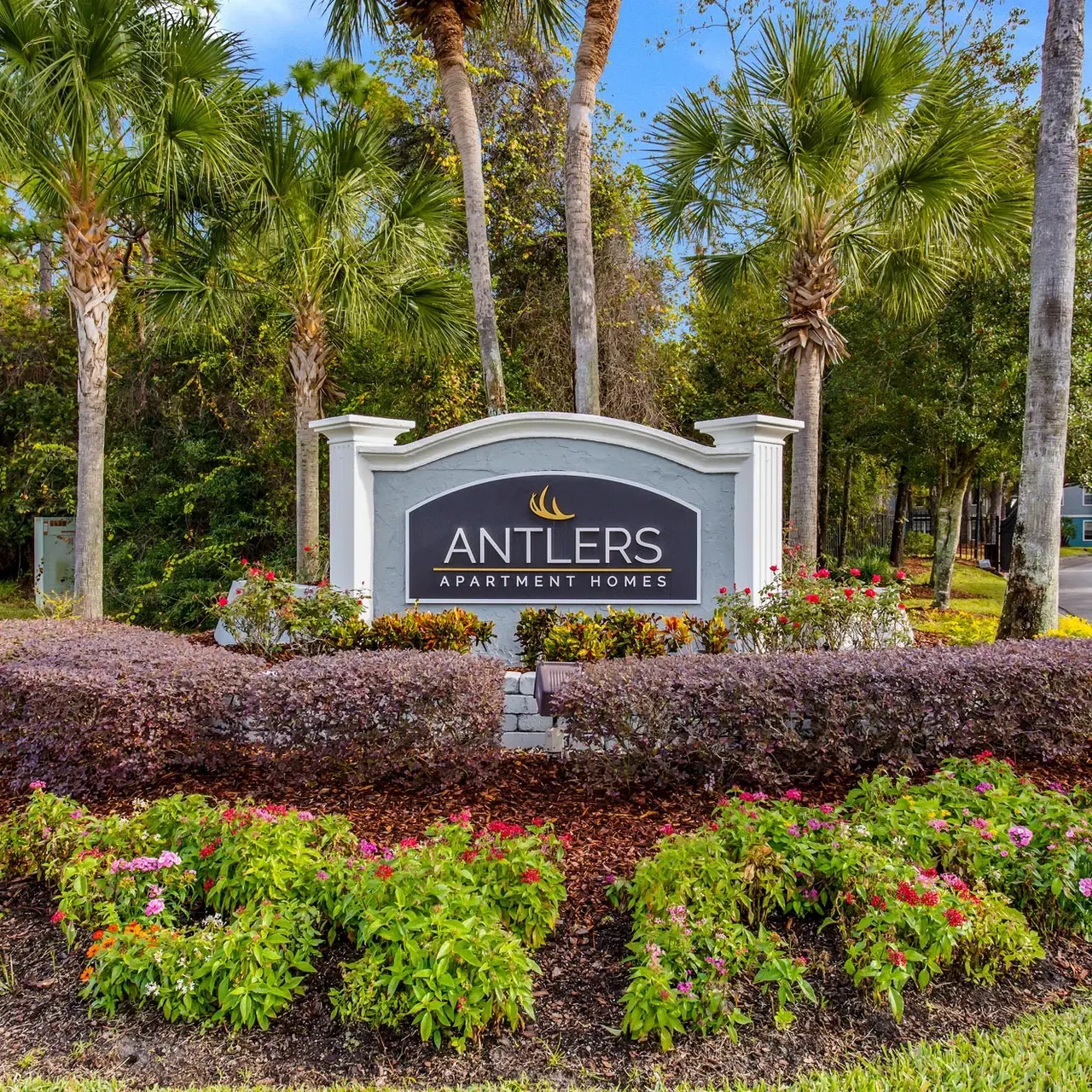 Antlers Apartments