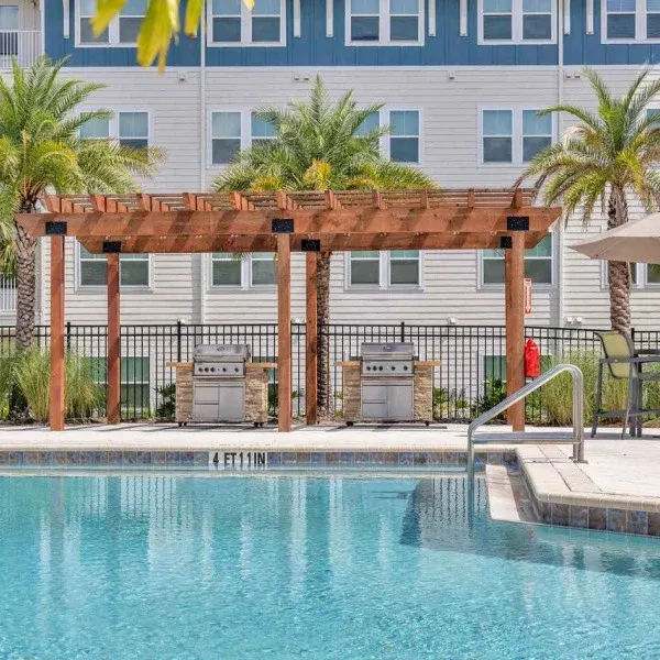 Trevesta Place Apartments