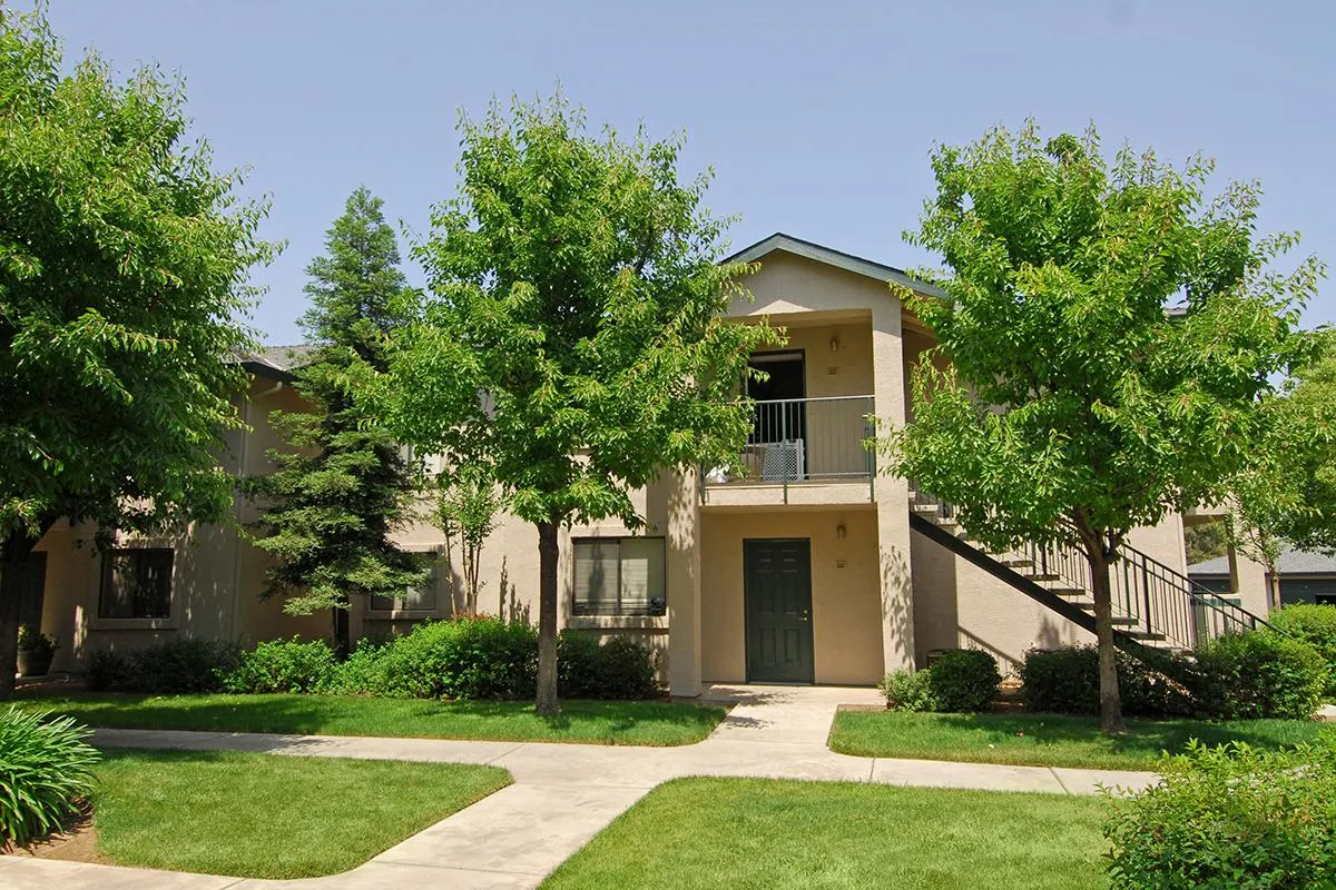 Papillon Apartments