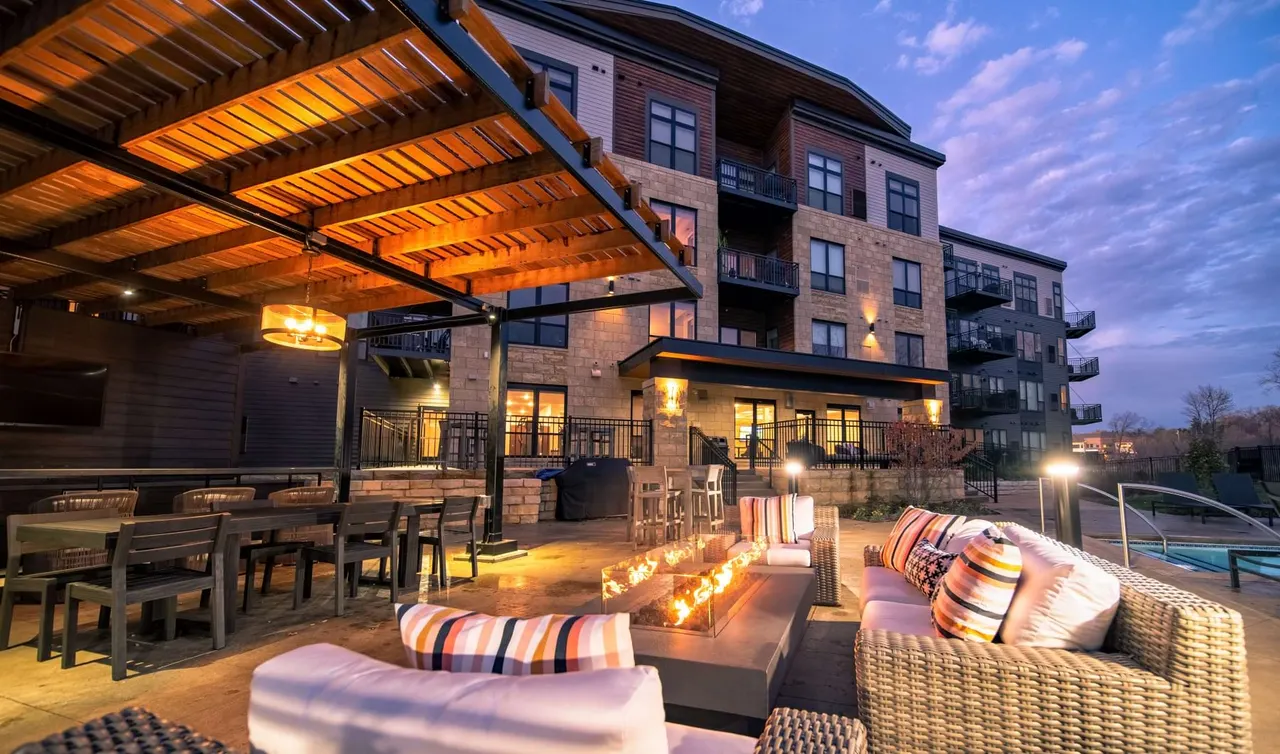 The Retreat at Mendota Village