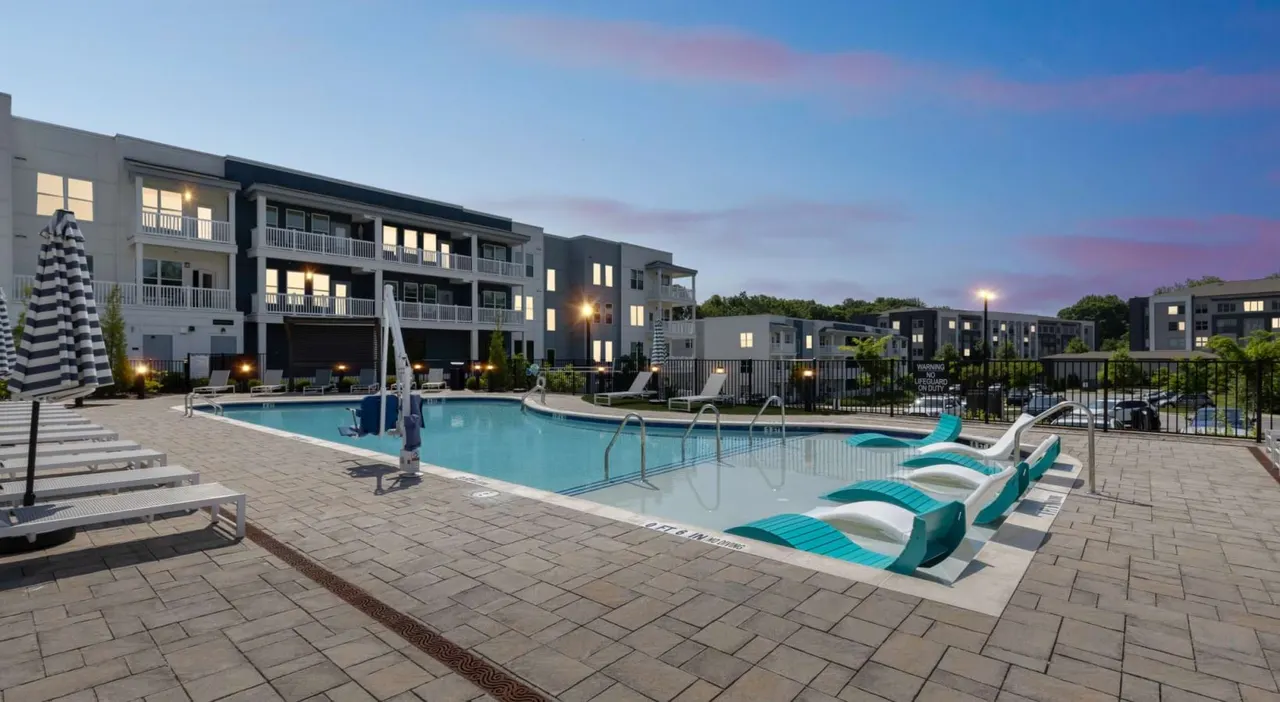 The Mallory Luxury Apartments