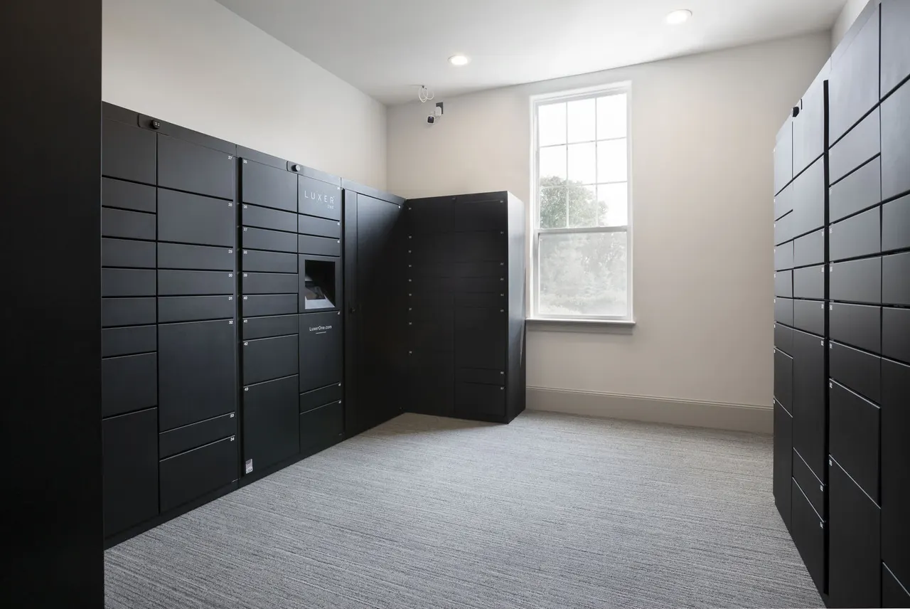 Stone Gate Apartments