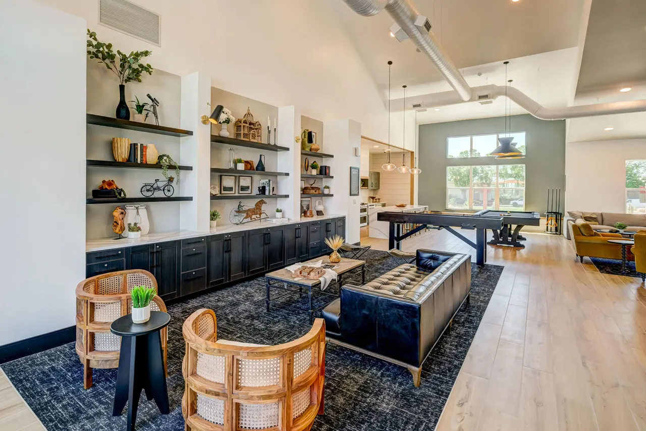 Fairway Lane Apartments