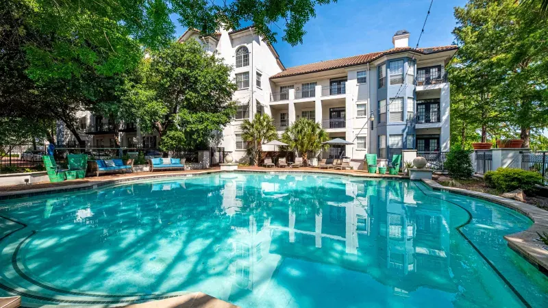 The Shores At Las Colinas Apartments
