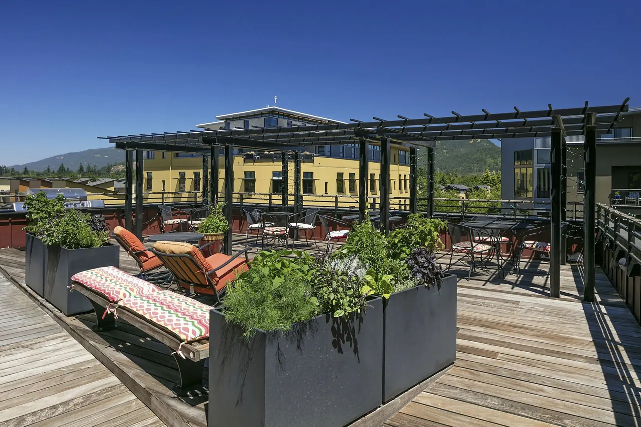 The McKenzie at Crescent Village