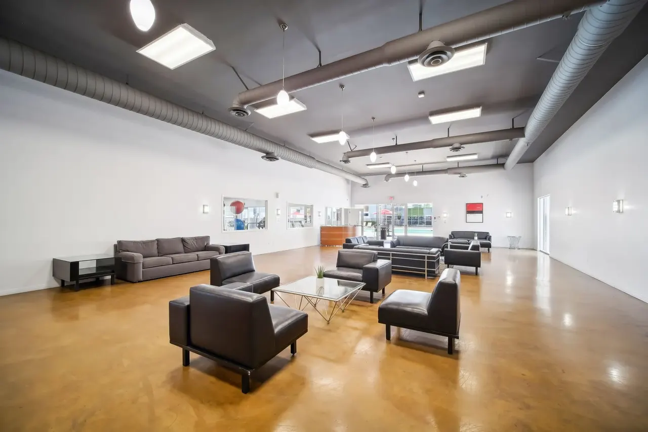 Meridian Pointe Apartments