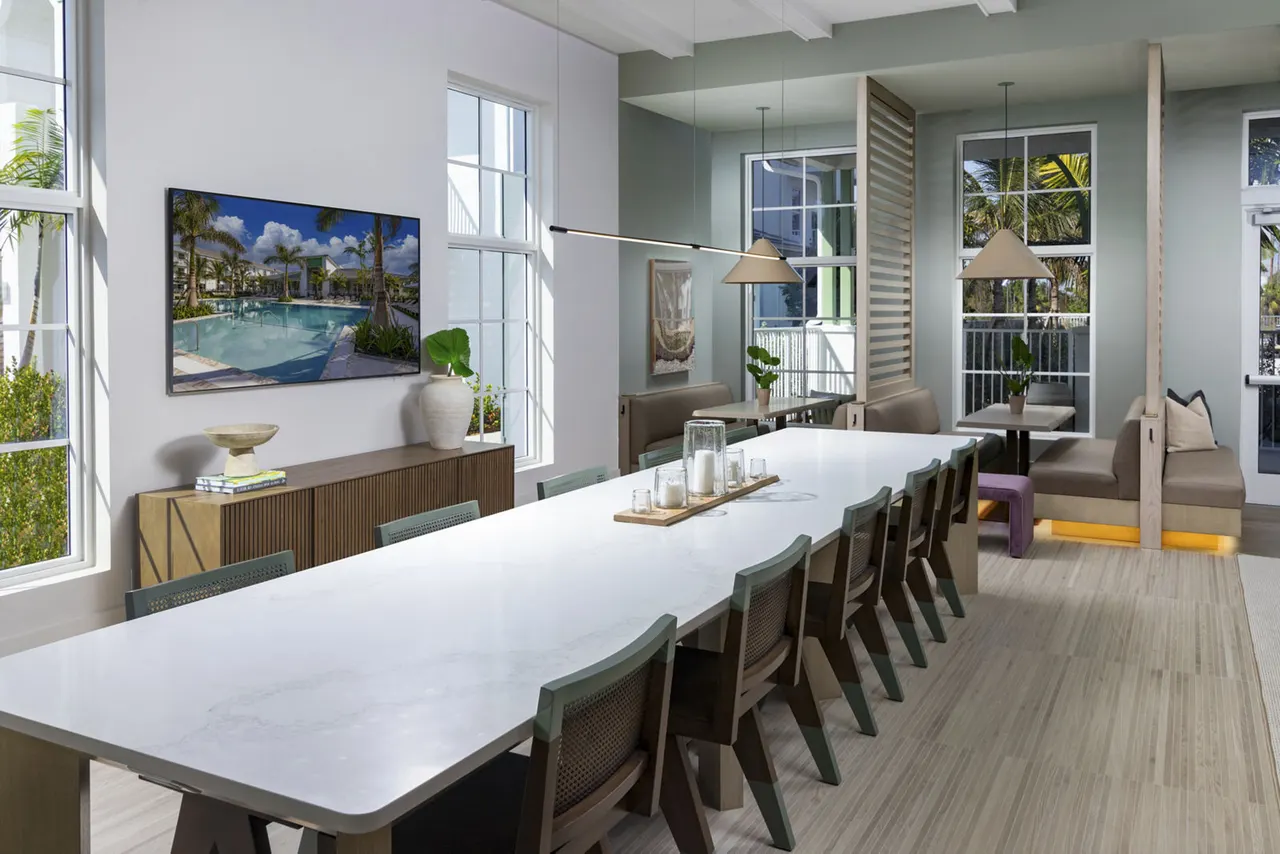 Marlowe Naples