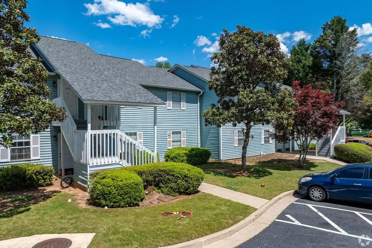 Fieldcrest Walk Apartments