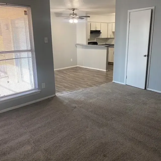 Summer Glen Apartments