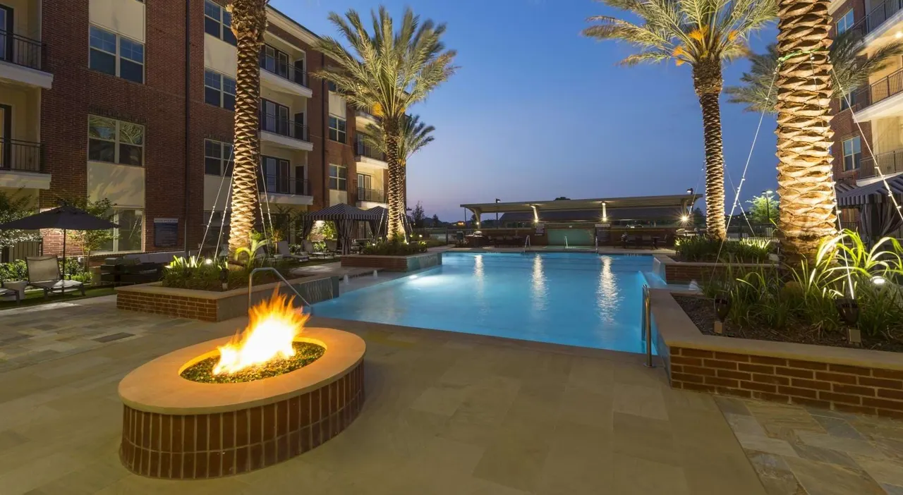 Overture Sugar Land