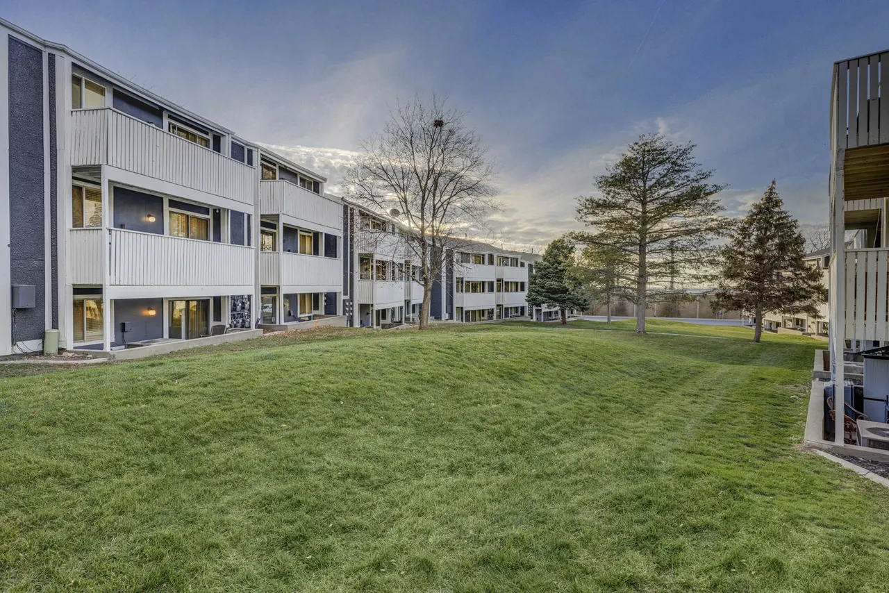 The Pointe at Northridge