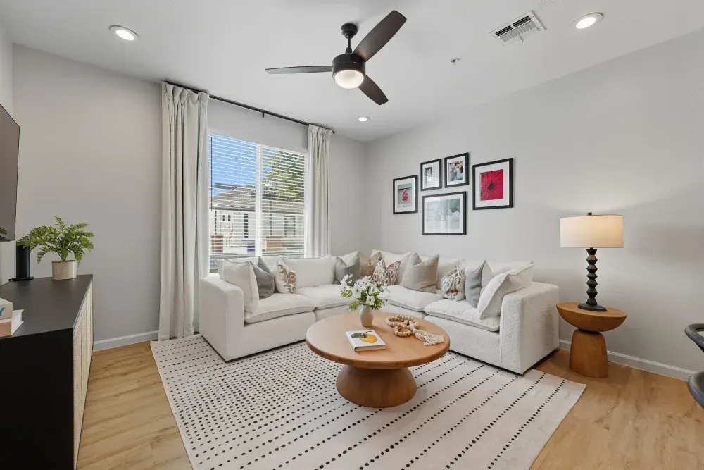 BB Living at Val Vista