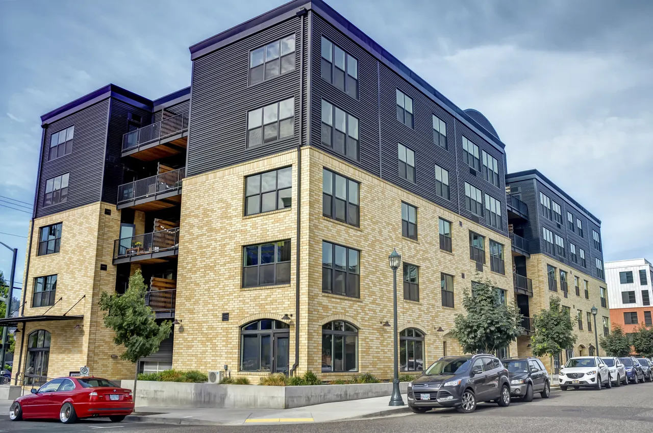 Waterline Apartments