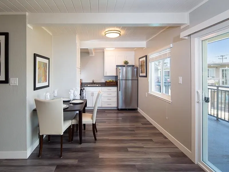 Aloha Apartments