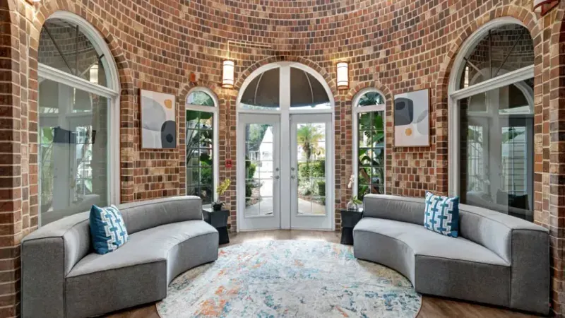 Signal Pointe Apartment Homes